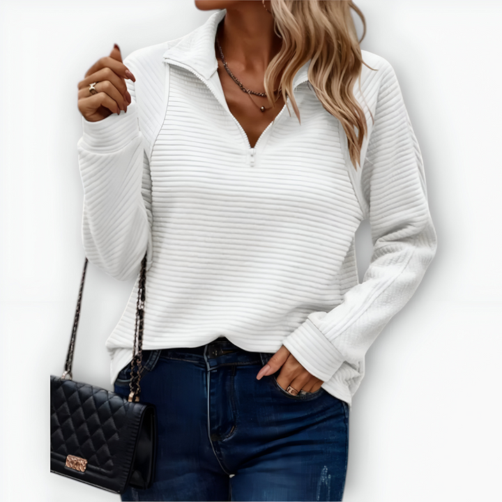 Lotti - Elegant lightweight blouse with metal rail