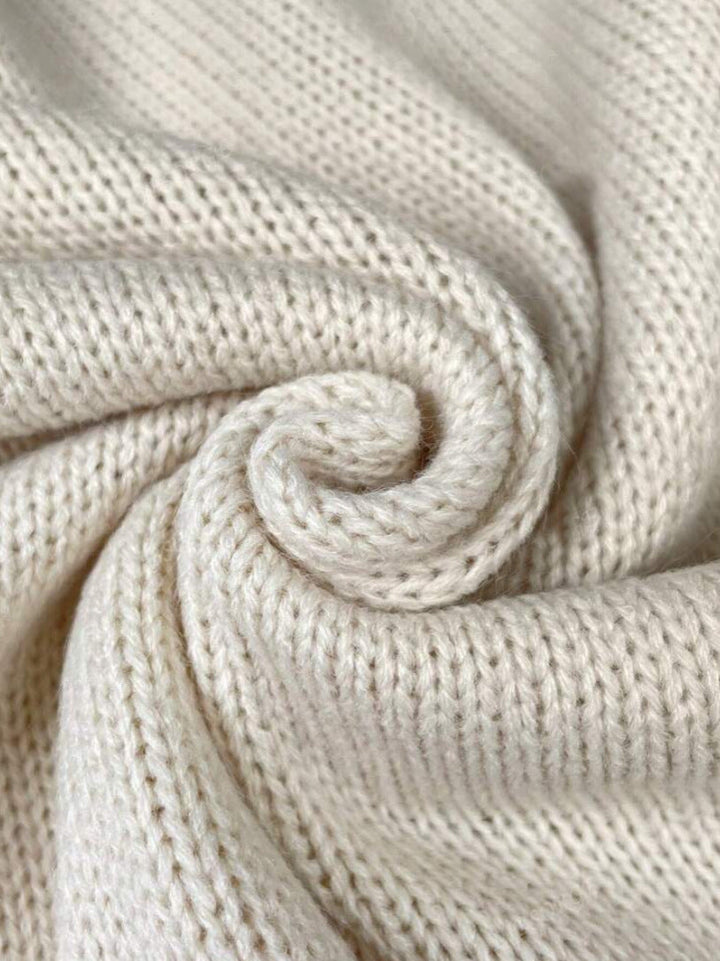 Léna | Elegáns virágos kötött kardigán hasfedéssel