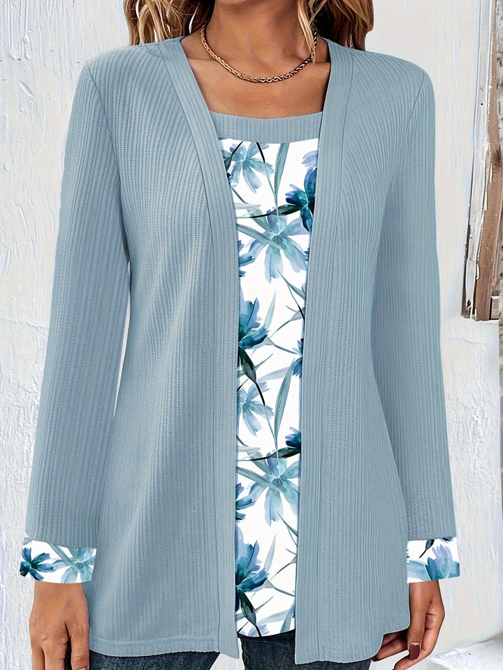 Rebeka | Bájos 3/4 ujjú blúz hasfedéssel