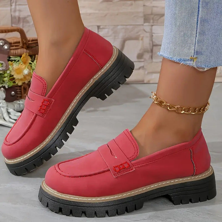 Léna | Klasszikus kényelmes slip-on lélegző mokaszinok
