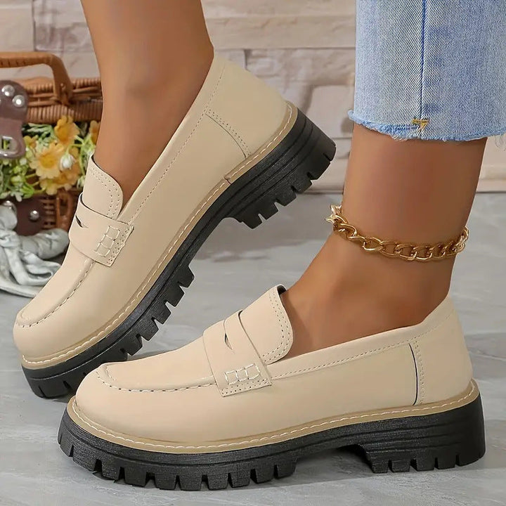 Léna | Klasszikus kényelmes slip-on lélegző mokaszinok