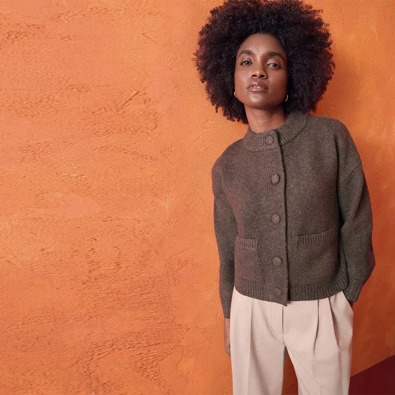 Virág | Elegáns rövid kardigán