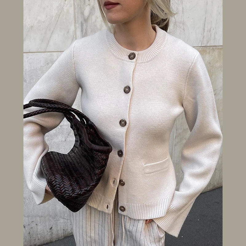 Virág | Elegáns rövid kardigán